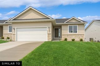 5516 NE Briarwood Drive, Ankeny, IA 50021