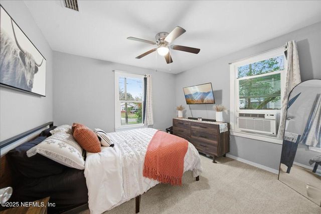 5250 FREMONT Street, Jacksonville, FL 32210