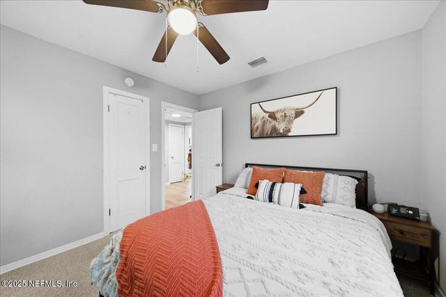 5250 FREMONT Street, Jacksonville, FL 32210