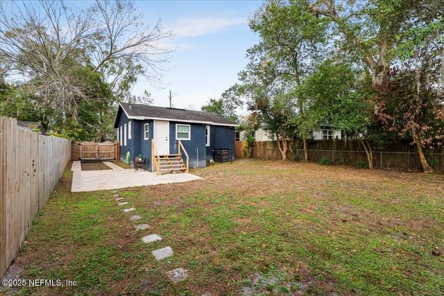 5250 FREMONT Street, Jacksonville, FL 32210