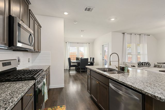 600 Auburn Forest Drive, Princeton, TX 75407