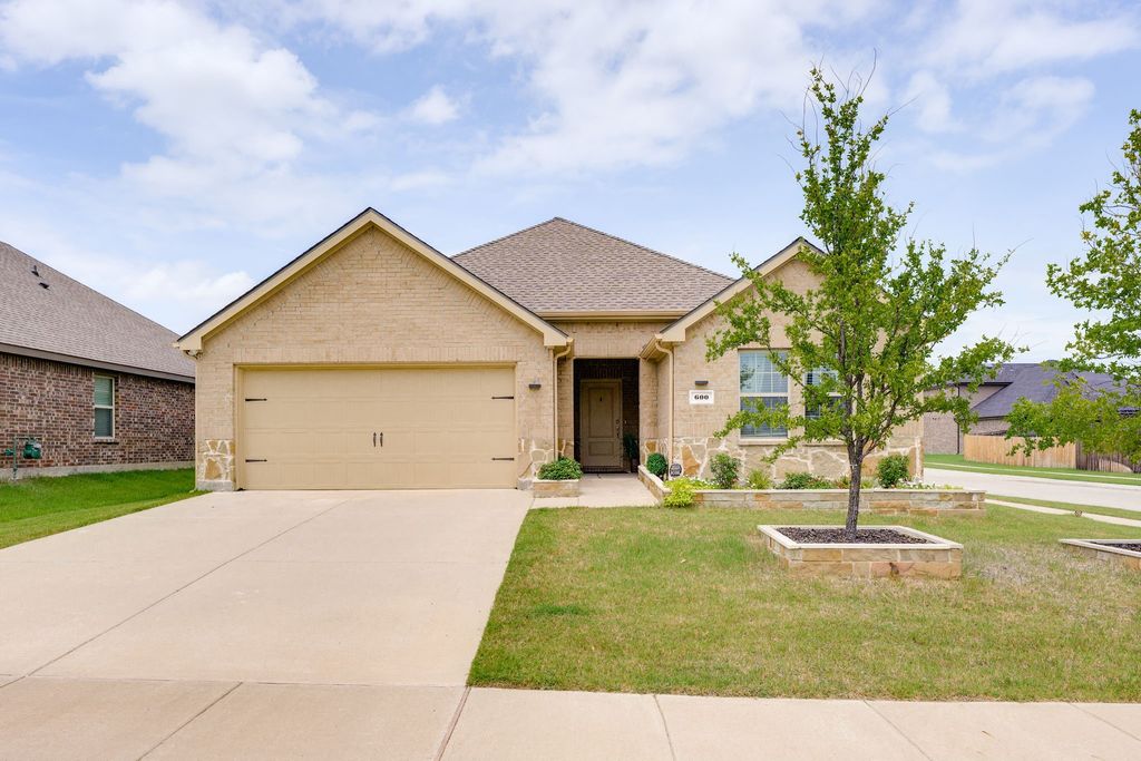 600 Auburn Forest Drive, Princeton, TX 75407