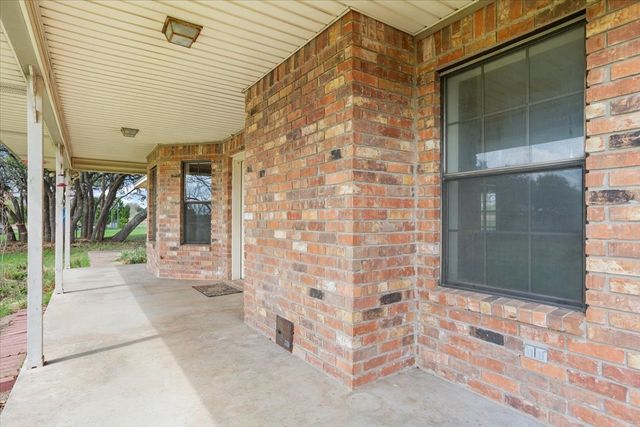 146 Indian Paint Brush, Eddy, TX 76524