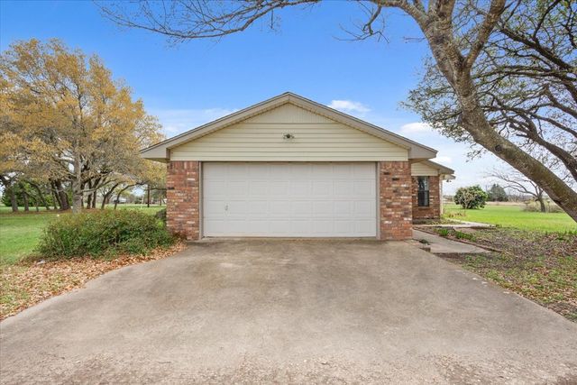 146 Indian Paint Brush, Eddy, TX 76524