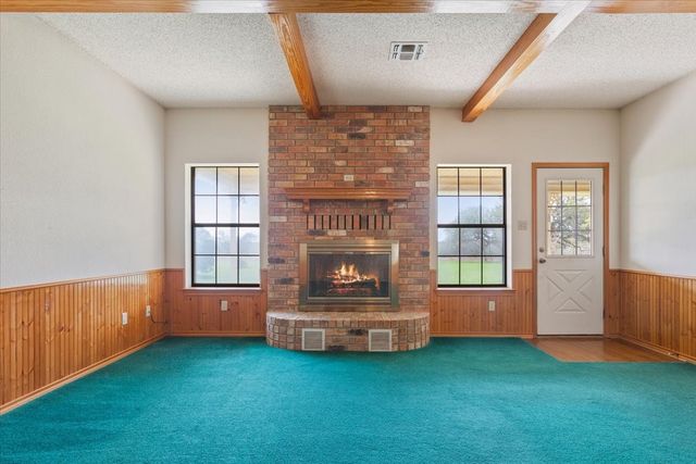 146 Indian Paint Brush, Eddy, TX 76524