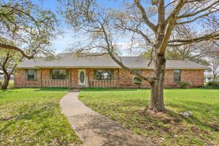 146 Indian Paint Brush, Eddy, TX 76524