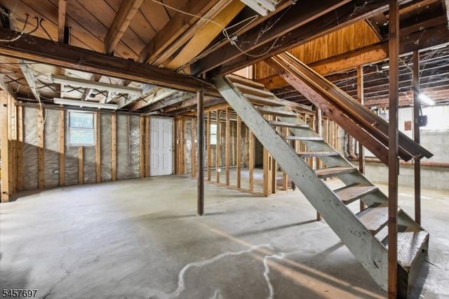24 Jordan Ter, Dover Town, NJ 07801