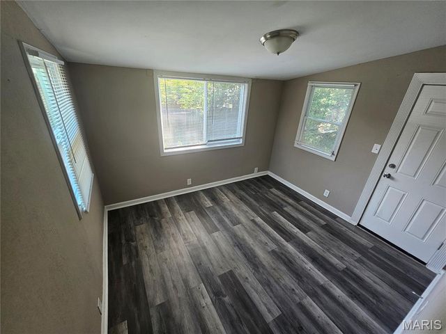 1500 Highmont Drive, St Louis, MO 63136
