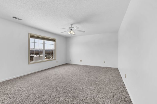 1540 Buchanon Dr, Clarksville, TN 37042