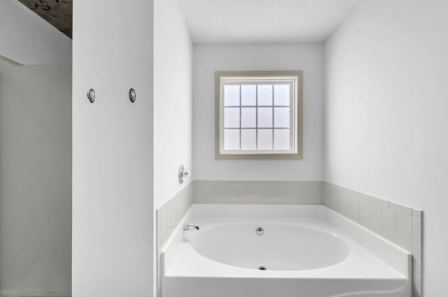 1540 Buchanon Dr, Clarksville, TN 37042