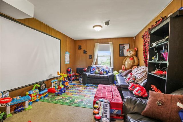 8203 E 105th Street, Kansas City, MO 64134