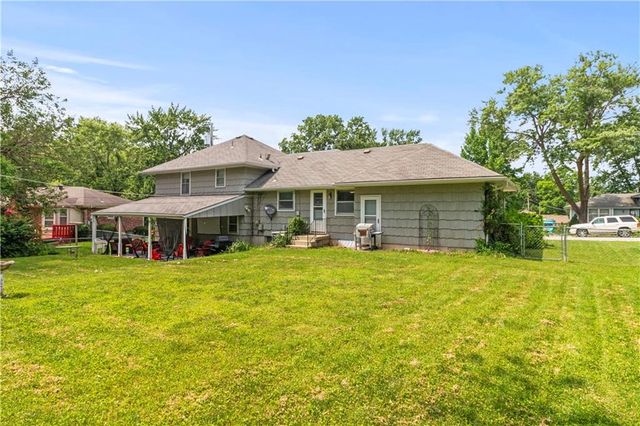 8203 E 105th Street, Kansas City, MO 64134