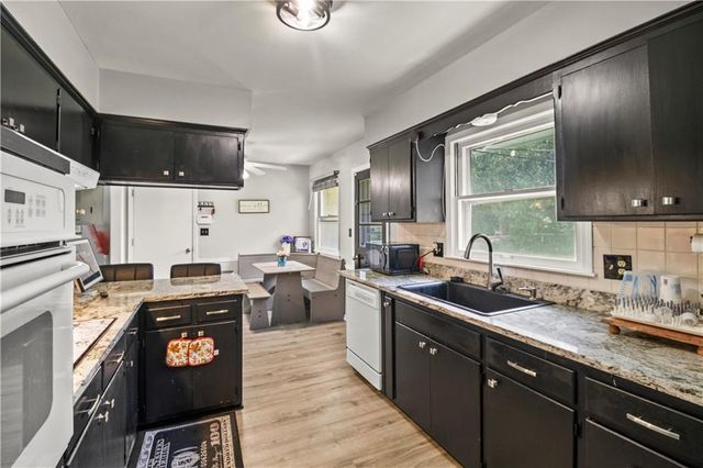 8203 E 105th Street, Kansas City, MO 64134