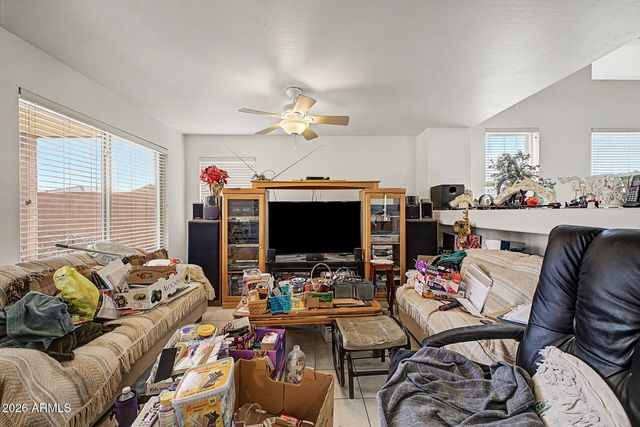 4616 E WINDSONG Drive, Phoenix, AZ 85048