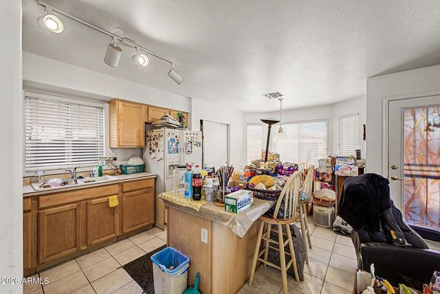 4616 E WINDSONG Drive, Phoenix, AZ 85048