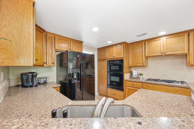 140 Stonington Way, Folsom, CA 95630
