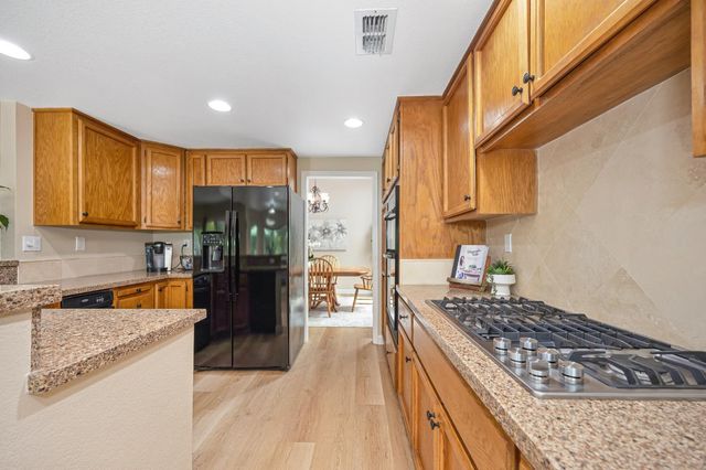 140 Stonington Way, Folsom, CA 95630