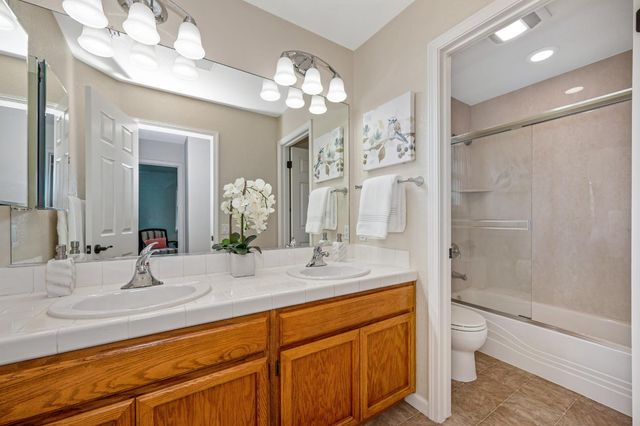 140 Stonington Way, Folsom, CA 95630