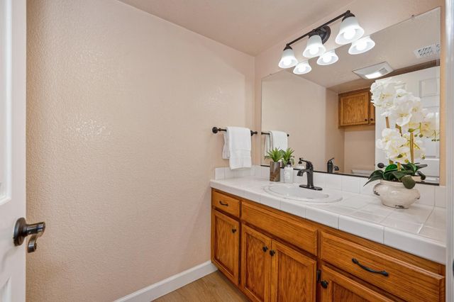 140 Stonington Way, Folsom, CA 95630