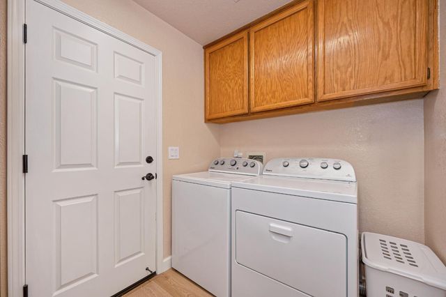 140 Stonington Way, Folsom, CA 95630