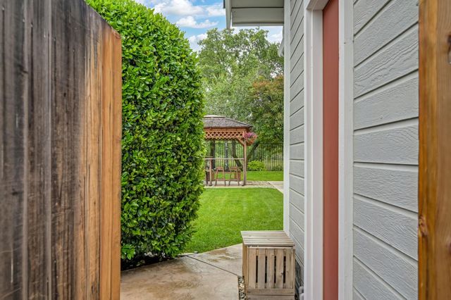 140 Stonington Way, Folsom, CA 95630