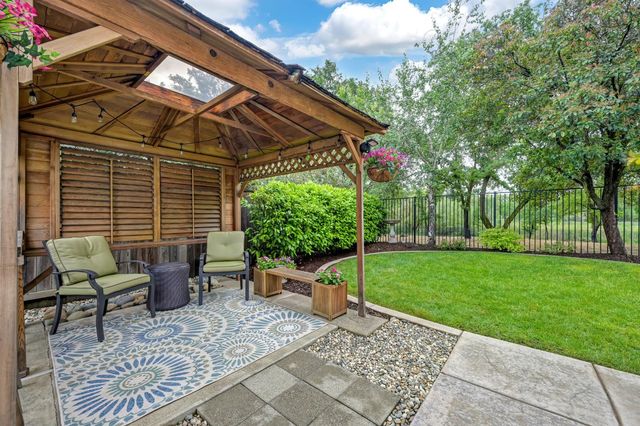 140 Stonington Way, Folsom, CA 95630