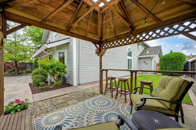 140 Stonington Way, Folsom, CA 95630
