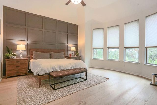 208 Mirafield LN, Austin, TX 78737