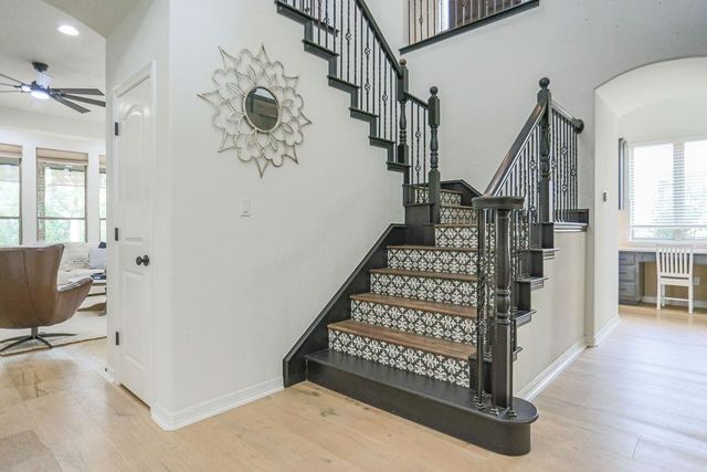 208 Mirafield LN, Austin, TX 78737