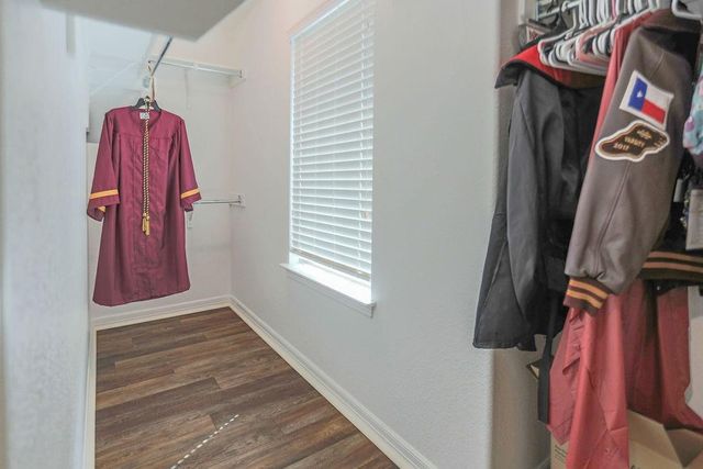 208 Mirafield LN, Austin, TX 78737