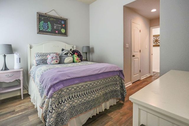 208 Mirafield LN, Austin, TX 78737