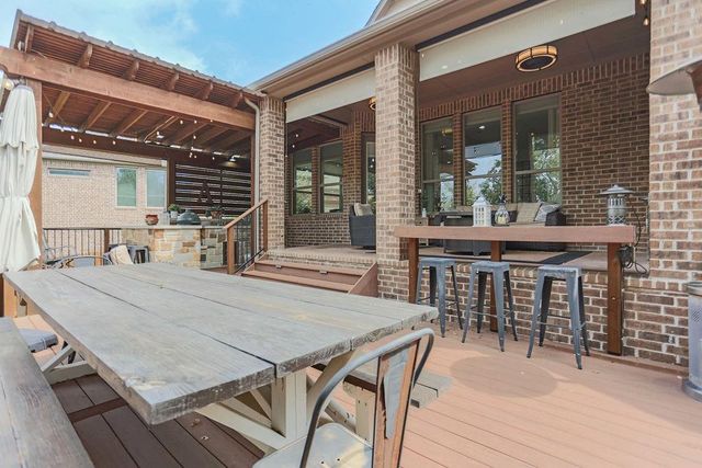 208 Mirafield LN, Austin, TX 78737