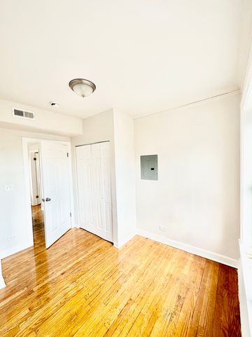 1237 N Karlov Avenue 1, Chicago, IL 60651