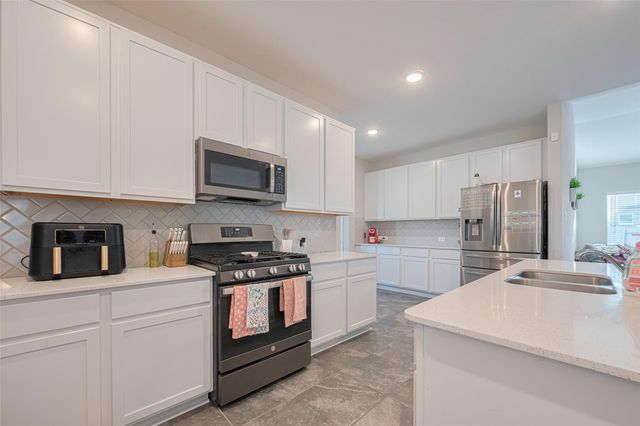 2446 Palisade Crest Drive, Rosharon, TX 77583