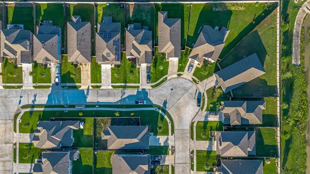 2446 Palisade Crest Drive, Rosharon, TX 77583