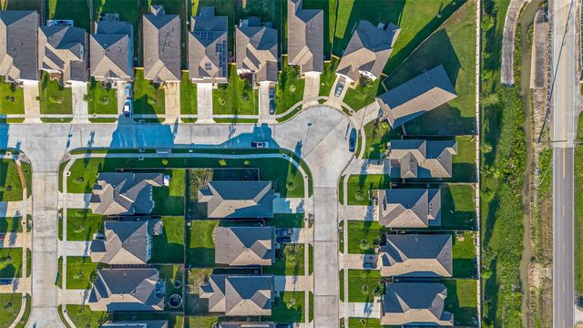 2446 Palisade Crest Drive, Rosharon, TX 77583