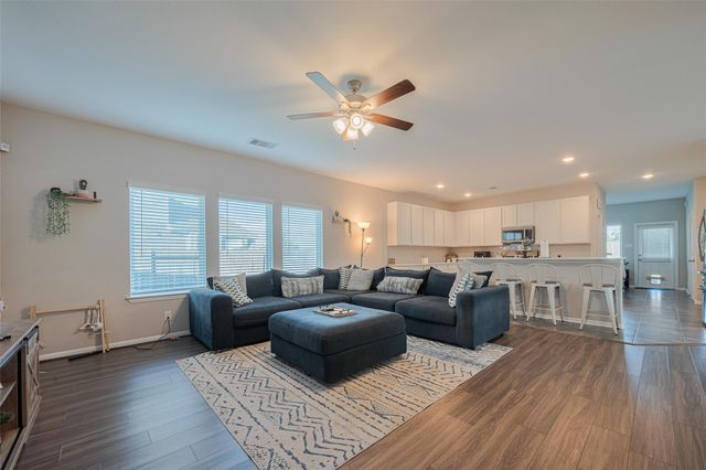 2446 Palisade Crest Drive, Rosharon, TX 77583