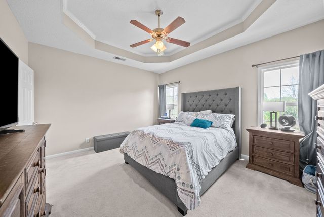 3737 Meadow Ridge Ln, Clarksville, TN 37040