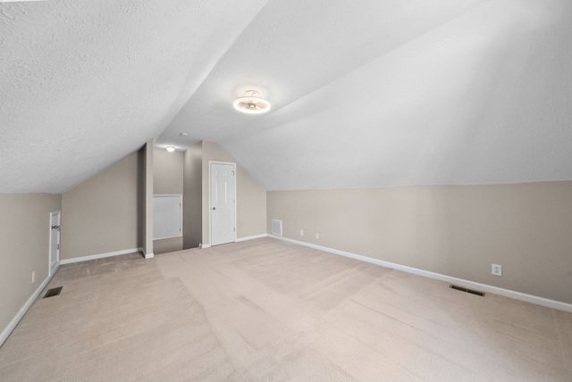 3737 Meadow Ridge Ln, Clarksville, TN 37040