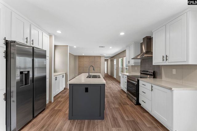 142 Sandy Fox Road, Swansea, SC 29160