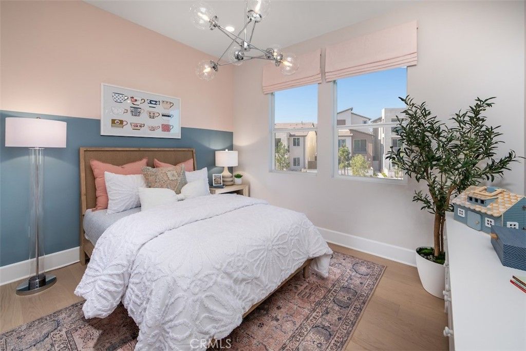 Image 9 of property listing at 205 Briar Moon, Irvine, CA 92618