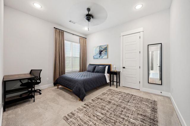 111 Coronado Street, Houston, TX 77009