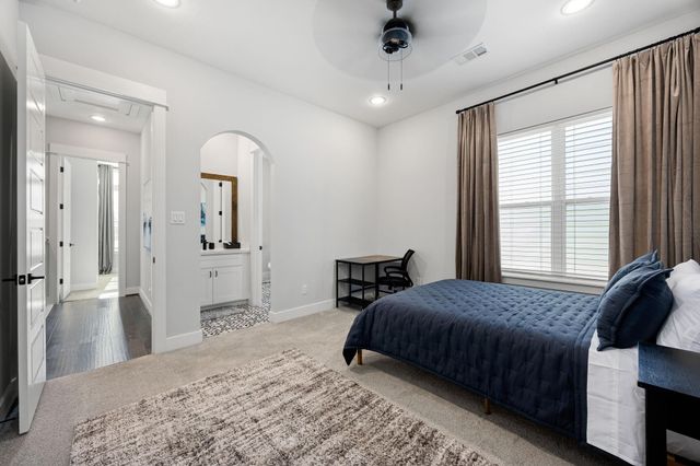 111 Coronado Street, Houston, TX 77009