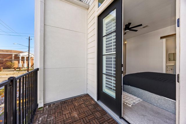 111 Coronado Street, Houston, TX 77009