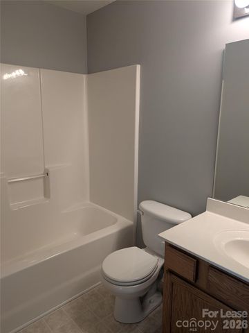 18474 Streamline Court, Cornelius, NC 28031