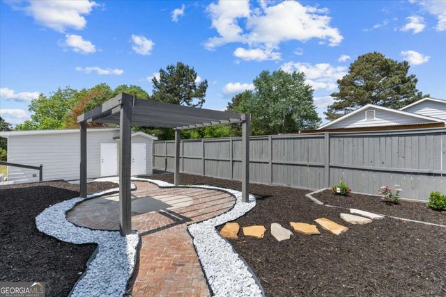 1587 Cronic Town Road, Auburn, GA 30011