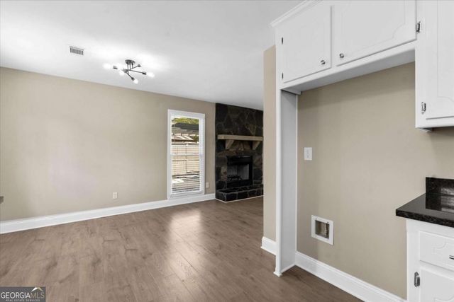1587 Cronic Town Road, Auburn, GA 30011