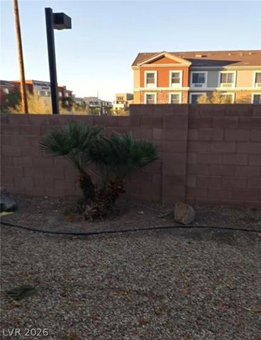 1432 Evening Song Avenue, Henderson, NV 89012