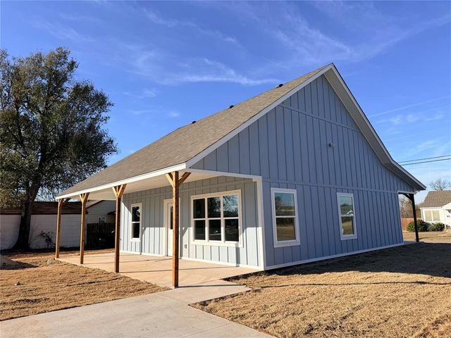 801 W Franklin Street, Shawnee, OK 74804