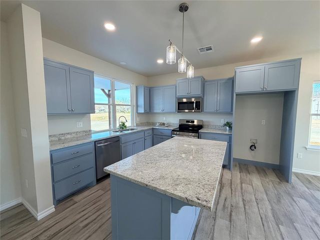 801 W Franklin Street, Shawnee, OK 74804